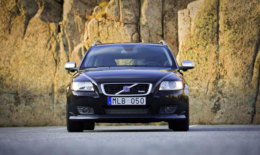  Volvo V50 2010 года  (фото 2 из 2)